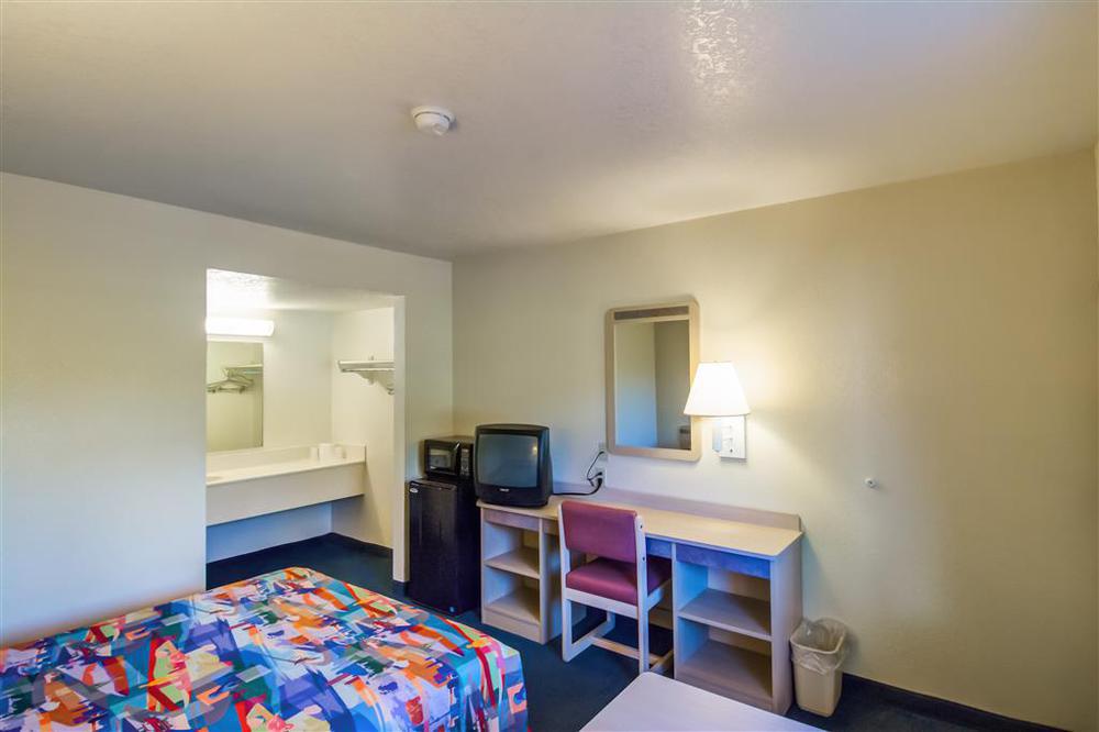 Motel 6-Redding, Ca - South Habitación foto