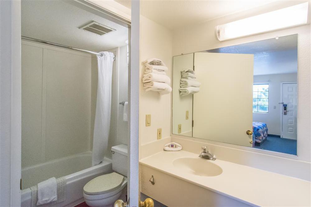 Motel 6-Redding, Ca - South Habitación foto